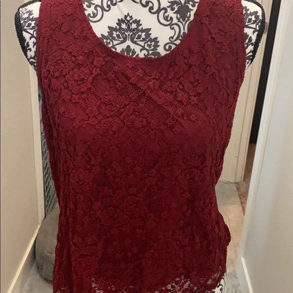 Petite tank and lace cardigan - Picture 9 of 12